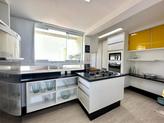 Imagem Imóvel com 3 Quartos à Venda, 166 m² em Jaguaribe - Salvador Imagem Imóvel com 3 Quartos à Venda, 166 m² em Jaguaribe - Salvador