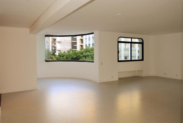 Imagem Imóvel com 4 Quartos à Venda, 270 m² em Moema - São Paulo Imagem Imóvel com 4 Quartos à Venda, 270 m² em Moema - São Paulo