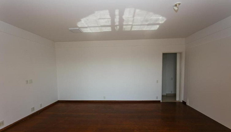 Imagem Imóvel com 4 Quartos à Venda, 129 m² em Vila Suzana - São Paulo Imagem Imóvel com 4 Quartos à Venda, 129 m² em Vila Suzana - São Paulo