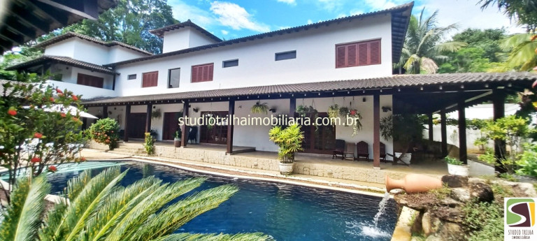 Sobrado com 8 Quartos à Venda,  em Engenheiro D'água - Ilhabela
