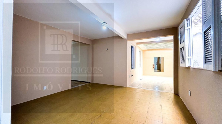 Imagem Casa com 3 Quartos à Venda, 210 m² em álvaro Weyne - Fortaleza Imagem Casa com 3 Quartos à Venda, 210 m² em álvaro Weyne - Fortaleza
