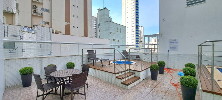 Imagem Apartamento com 3 Quartos à Venda, 102 m² em Centro - Balneário Camboriú Imagem Apartamento com 3 Quartos à Venda, 102 m² em Centro - Balneário Camboriú