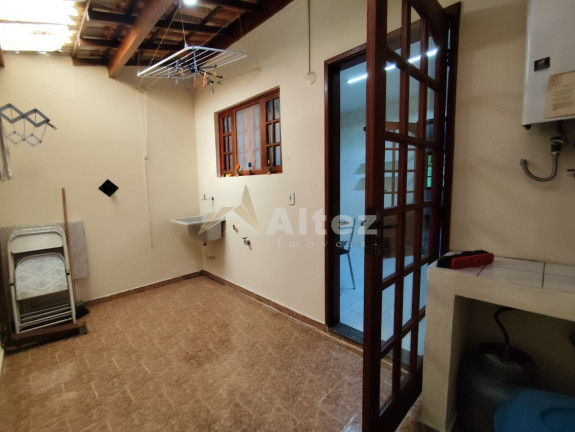 Imagem Casa com 3 Quartos à Venda, 77 m² em Albuquerque - Teresópolis
