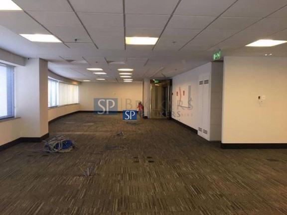 Sala Comercial para Alugar, 142 m² em Itaim Bibi - São Paulo