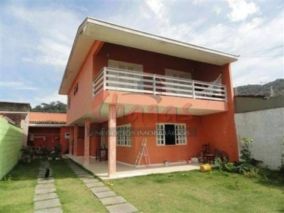 Sobrado com 2 Quartos à Venda, 235 m² em Caputera - Caraguatatuba