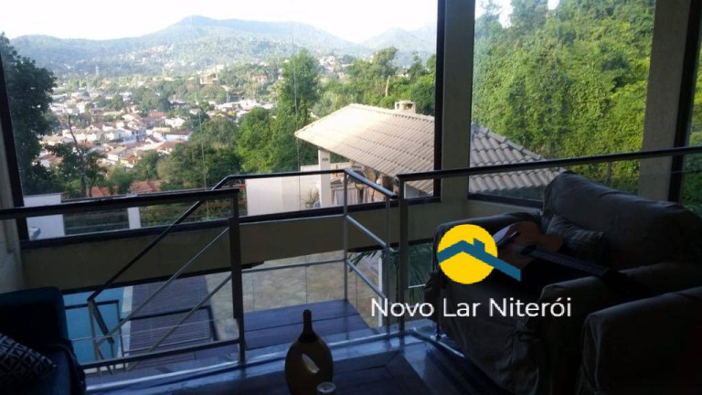 Imagem Casa com 4 Quartos à Venda, 234 m² em Maria Paula - São Gonçalo Imagem Casa com 4 Quartos à Venda, 234 m² em Maria Paula - São Gonçalo