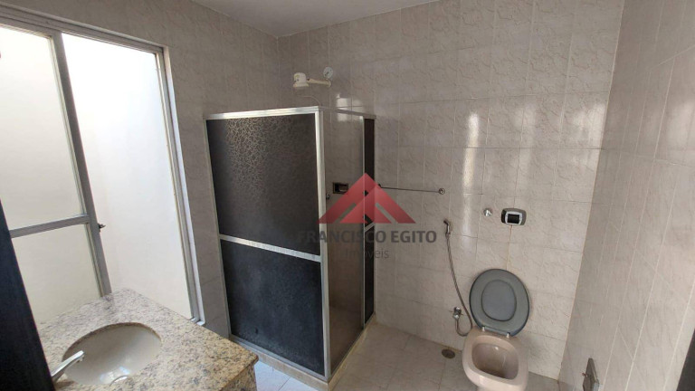 Imagem Casa com 3 Quartos à Venda, 250 m² em Neves - São Gonçalo Imagem Casa com 3 Quartos à Venda, 250 m² em Neves - São Gonçalo