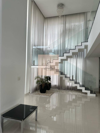 Imagem Casa de Condomínio com 3 Quartos à Venda, 315 m² Imagem Casa de Condomínio com 3 Quartos à Venda, 315 m²