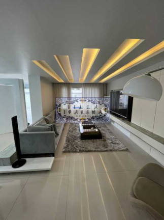 Imagem Imóvel com 6 Quartos à Venda ou Locação, 420 m² em Vargem Grande - Rio De Janeiro Imagem Imóvel com 6 Quartos à Venda ou Locação, 420 m² em Vargem Grande - Rio De Janeiro