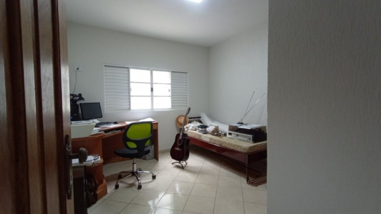 Imagem Casa com 2 Quartos à Venda, 168 m² em Loteamento Rei De Ouro - Itatiba