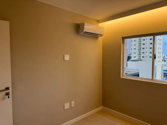 Imagem Apartamento com 1 Quarto à Venda, 76 m² em Centro - Balneário Camboriú