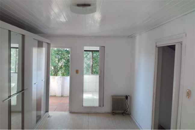 Imagem Casa com 5 Quartos à Venda, em Santa Tereza - Porto Alegre Imagem Casa com 5 Quartos à Venda, em Santa Tereza - Porto Alegre