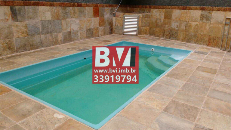 Imagem Casa com 5 Quartos à Venda, 240 m² em Irajá - Rio De Janeiro Imagem Casa com 5 Quartos à Venda, 240 m² em Irajá - Rio De Janeiro