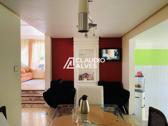 Imagem Casa com 4 Quartos à Venda, 200 m² em Muchila - Feira De Santana Imagem Casa com 4 Quartos à Venda, 200 m² em Muchila - Feira De Santana