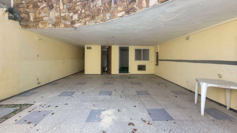 Imagem Casa com 7 Quartos à Venda, 437 m² em Camboinhas - Niterói Imagem Casa com 7 Quartos à Venda, 437 m² em Camboinhas - Niterói