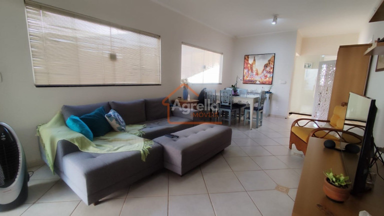 Imagem Casa com 3 Quartos à Venda, 168 m² em Jardim Patrícia - Mogi Mirim Imagem Casa com 3 Quartos à Venda, 168 m² em Jardim Patrícia - Mogi Mirim