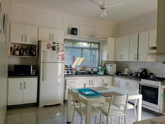 Imagem Casa com 3 Quartos à Venda, 340 m² em Cambuí - Campinas