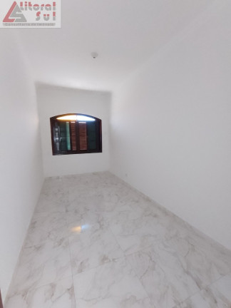 Imagem Casa com 2 Quartos à Venda, 71 m² em Maracanã - Praia Grande Imagem Casa com 2 Quartos à Venda, 71 m² em Maracanã - Praia Grande