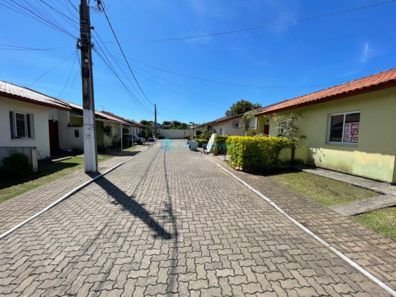 Imagem Casa com 2 Quartos à Venda, 41 m² em Olaria - Canoas