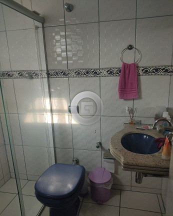 Imagem Sobrado com 3 Quartos à Venda, 180 m² em Vila Guilhermina - Montes Claros