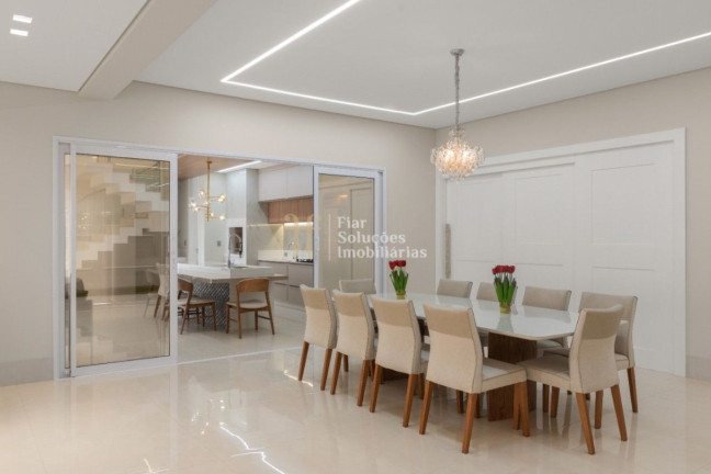 Imagem Sobrado com 4 Quartos à Venda, 479 m² em Morada Dos Nobres - Cuiabá Imagem Sobrado com 4 Quartos à Venda, 479 m² em Morada Dos Nobres - Cuiabá