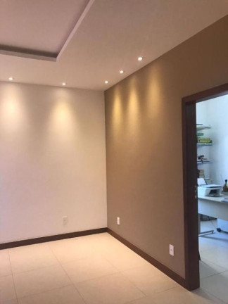 Imagem Casa com 4 Quartos à Venda, 400 m² em Estrada Do Coco - Lauro De Freitas Imagem Casa com 4 Quartos à Venda, 400 m² em Estrada Do Coco - Lauro De Freitas