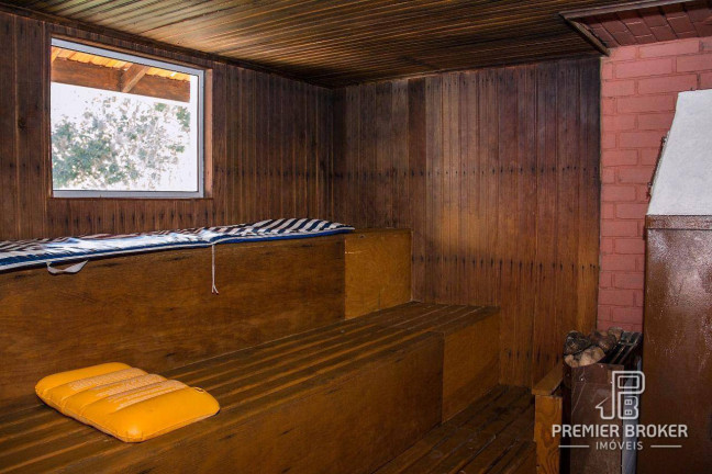 Imagem Casa com 9 Quartos à Venda, 1.000 m² em Iucas - Teresópolis