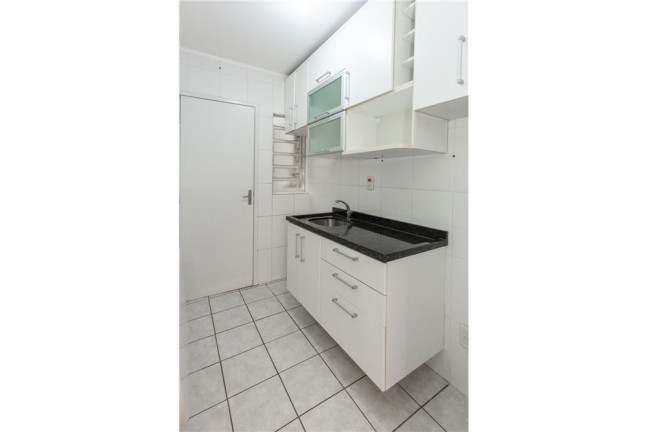 Imagem Imóvel com 1 Quarto à Venda,  em Petrópolis - Porto Alegre