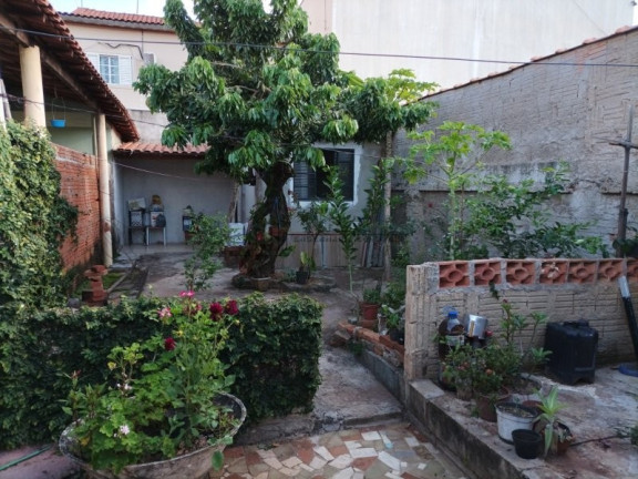 Imagem Casa com 6 Quartos à Venda, 224 m² em Centro - Luís Antônio