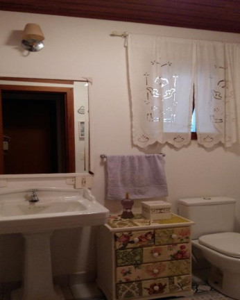 Imagem Casa com 4 Quartos à Venda, 320 m² em Vila Santista - Atibaia