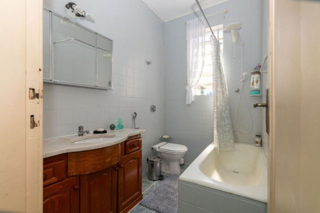 Imagem Imóvel com 3 Quartos à Venda, 101 m² em Petrópolis - Porto Alegre