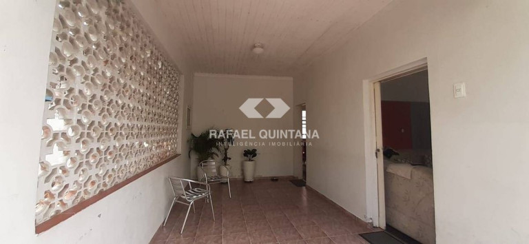Imagem Casa com 5 Quartos à Venda, 220 m² em Agronômica - Florianópolis Imagem Casa com 5 Quartos à Venda, 220 m² em Agronômica - Florianópolis