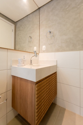 Imagem Imóvel com 1 Quarto à Venda, 24 m² em Cidade Baixa - Porto Alegre Imagem Imóvel com 1 Quarto à Venda, 24 m² em Cidade Baixa - Porto Alegre