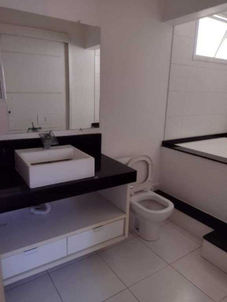 Imagem Sobrado com 3 Quartos à Venda, 310 m² em Bosque Dos Eucaliptos - São José Dos Campos