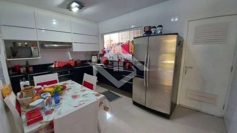 Imagem Casa com 4 Quartos à Venda, 430 m² em Recreio Dos Bandeirantes - Rio De Janeiro Imagem Casa com 4 Quartos à Venda, 430 m² em Recreio Dos Bandeirantes - Rio De Janeiro