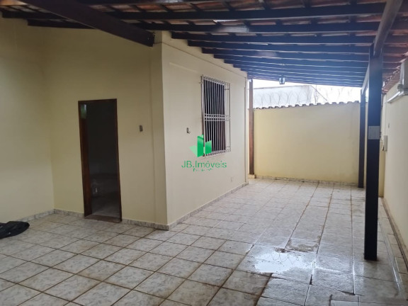Imagem Casa com 4 Quartos para Alugar, 100 m² em Funcionarios - Montes Claros Imagem Casa com 4 Quartos para Alugar, 100 m² em Funcionarios - Montes Claros