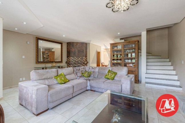 Imagem Sobrado com 3 Quartos à Venda, 308 m² em Jardim Itu Sabará - Porto Alegre