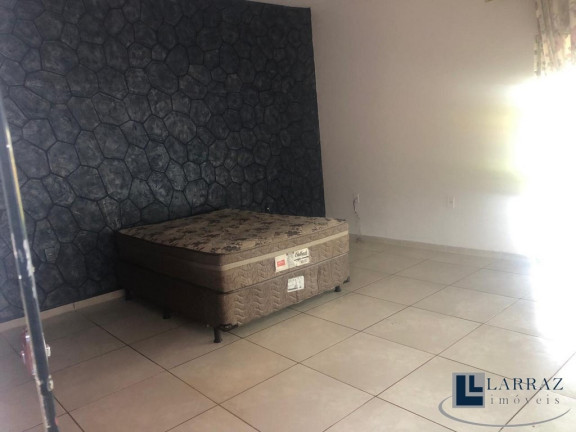 Imagem Imóvel com 2 Quartos à Venda, 230 m² em Area Rural De Cajuru - Cajuru Imagem Imóvel com 2 Quartos à Venda, 230 m² em Area Rural De Cajuru - Cajuru