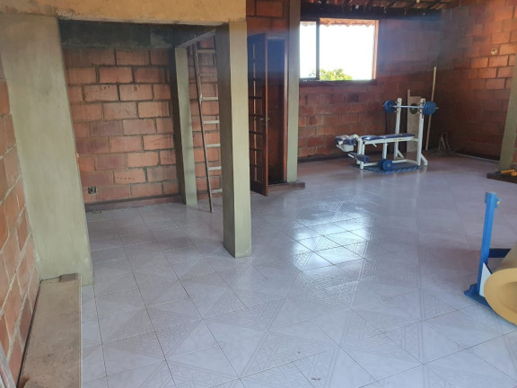 Imagem Casa com 5 Quartos à Venda, 360 m² em Itaipu - Niterói Imagem Casa com 5 Quartos à Venda, 360 m² em Itaipu - Niterói