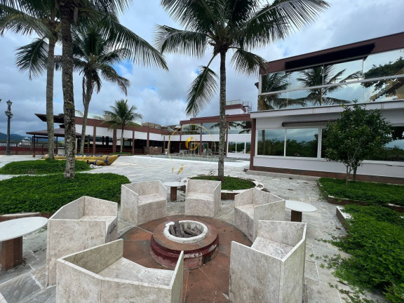 Imagem Casa com 8 Quartos à Venda, 700 m² em Guarujá