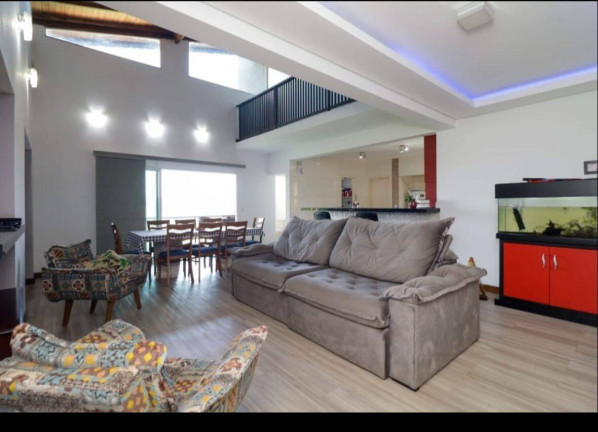 Imagem Casa com 6 Quartos à Venda, 1.000 m² em Loteamento Village De Atibaia - Atibaia