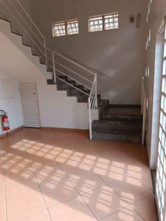 Imagem Kitnet com 2 Quartos para Alugar, 46 m² em Jardim América - Goiânia