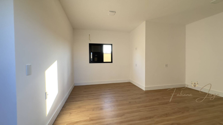 Imagem Casa com 3 Quartos à Venda, 300 m² em Jardim São Marcos - Valinhos Imagem Casa com 3 Quartos à Venda, 300 m² em Jardim São Marcos - Valinhos