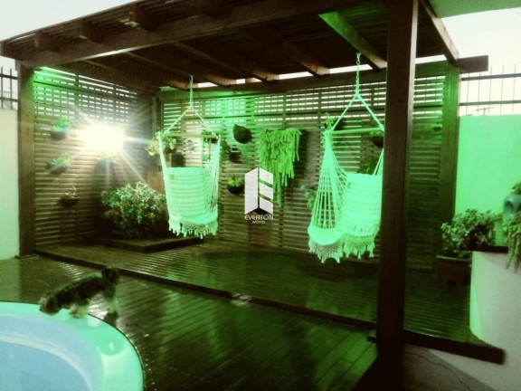 Imagem Casa com 3 Quartos à Venda, 200 m² em Camobi - Santa Maria