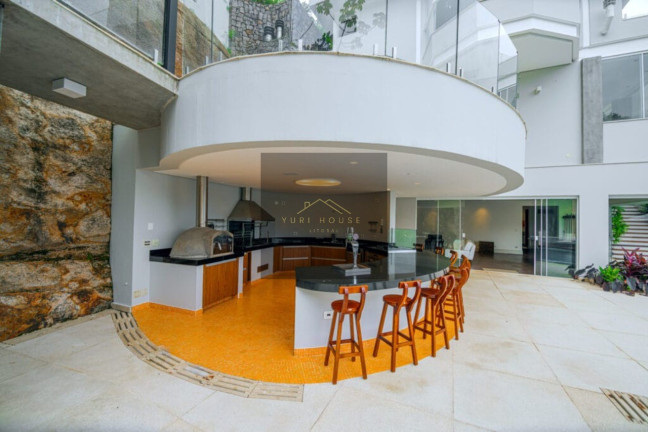 Casa com 4 Quartos à Venda, 1.200 m² em Praia Vermelha Do Sul - Ubatuba
