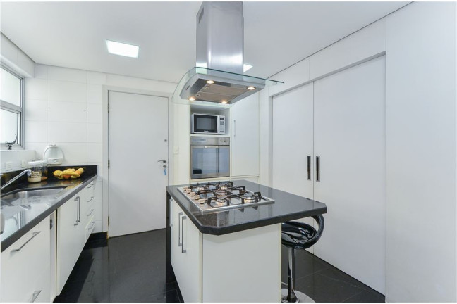 Imagem Apartamento com 3 Quartos à Venda, 116 m² em Moema - São Paulo