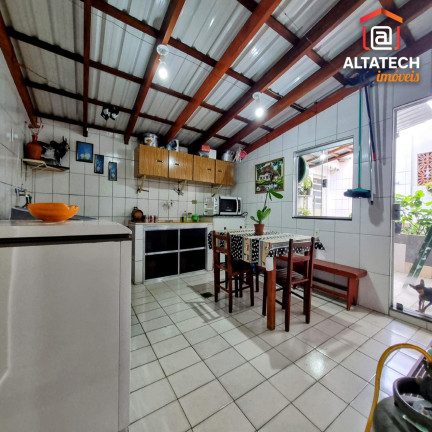 Imagem Casa com 3 Quartos à Venda, 260 m² em Jardim Ipê - Poços De Caldas