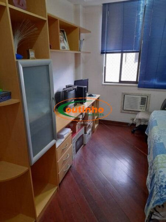 Imagem Apartamento com 4 Quartos à Venda, 140 m² em Tijuca - Rio De Janeiro Imagem Apartamento com 4 Quartos à Venda, 140 m² em Tijuca - Rio De Janeiro