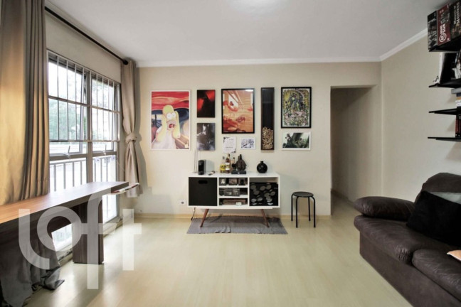 Apartamento com 2 Quartos à Venda, 56 m² em Aclimação - São Paulo