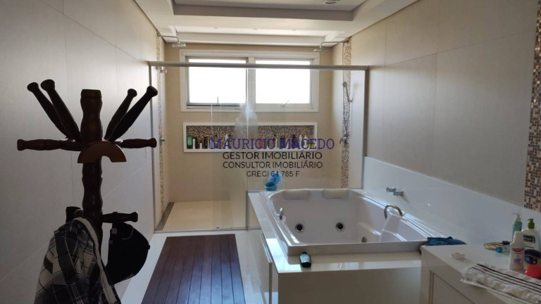 Imagem Casa com 4 Quartos à Venda, 1.310 m² em Alphaville Residencial Dois - Barueri Imagem Casa com 4 Quartos à Venda, 1.310 m² em Alphaville Residencial Dois - Barueri